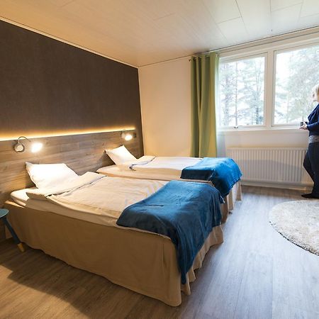 Pine Bay Lodge Person Ngoại thất bức ảnh