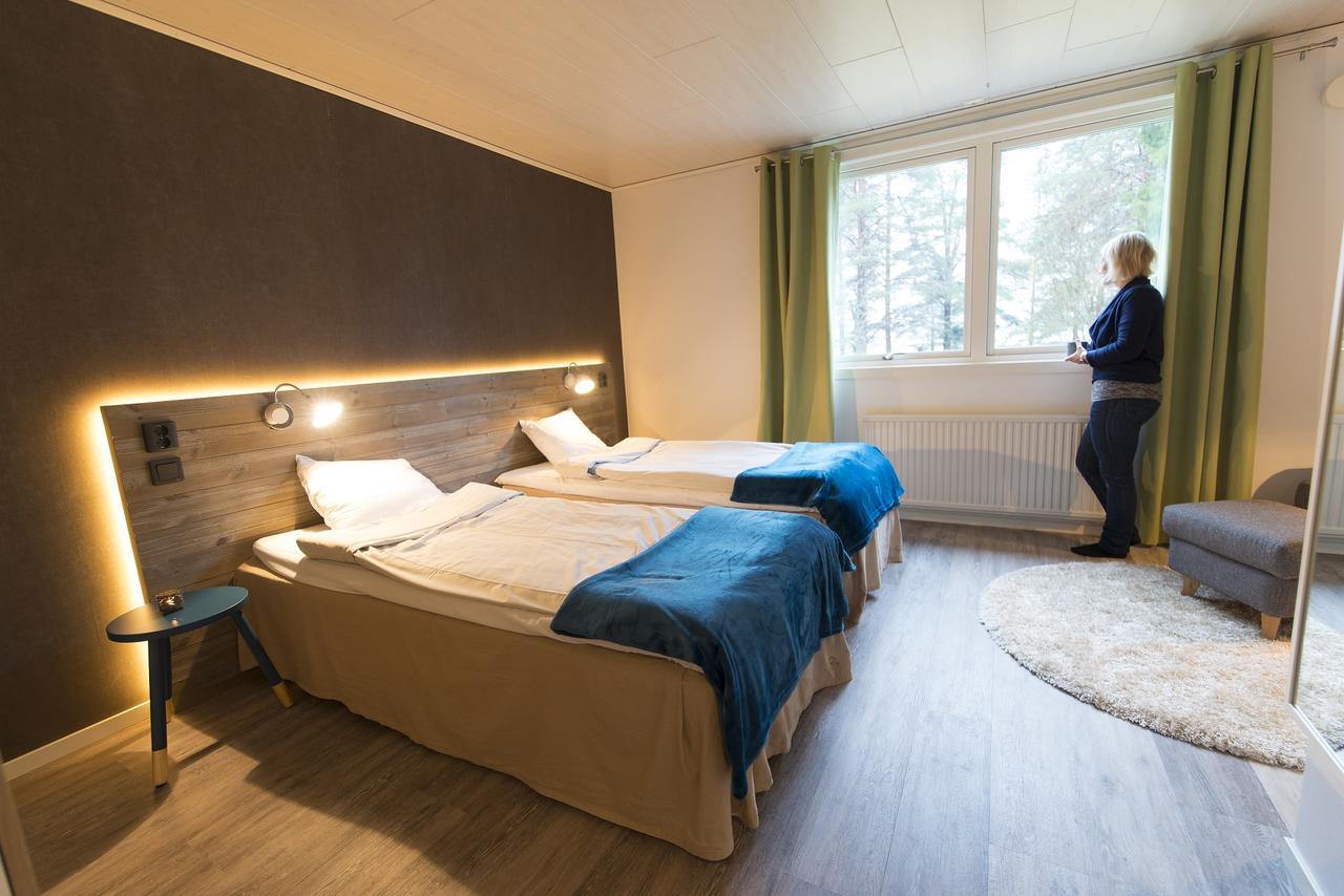 Pine Bay Lodge Person Ngoại thất bức ảnh